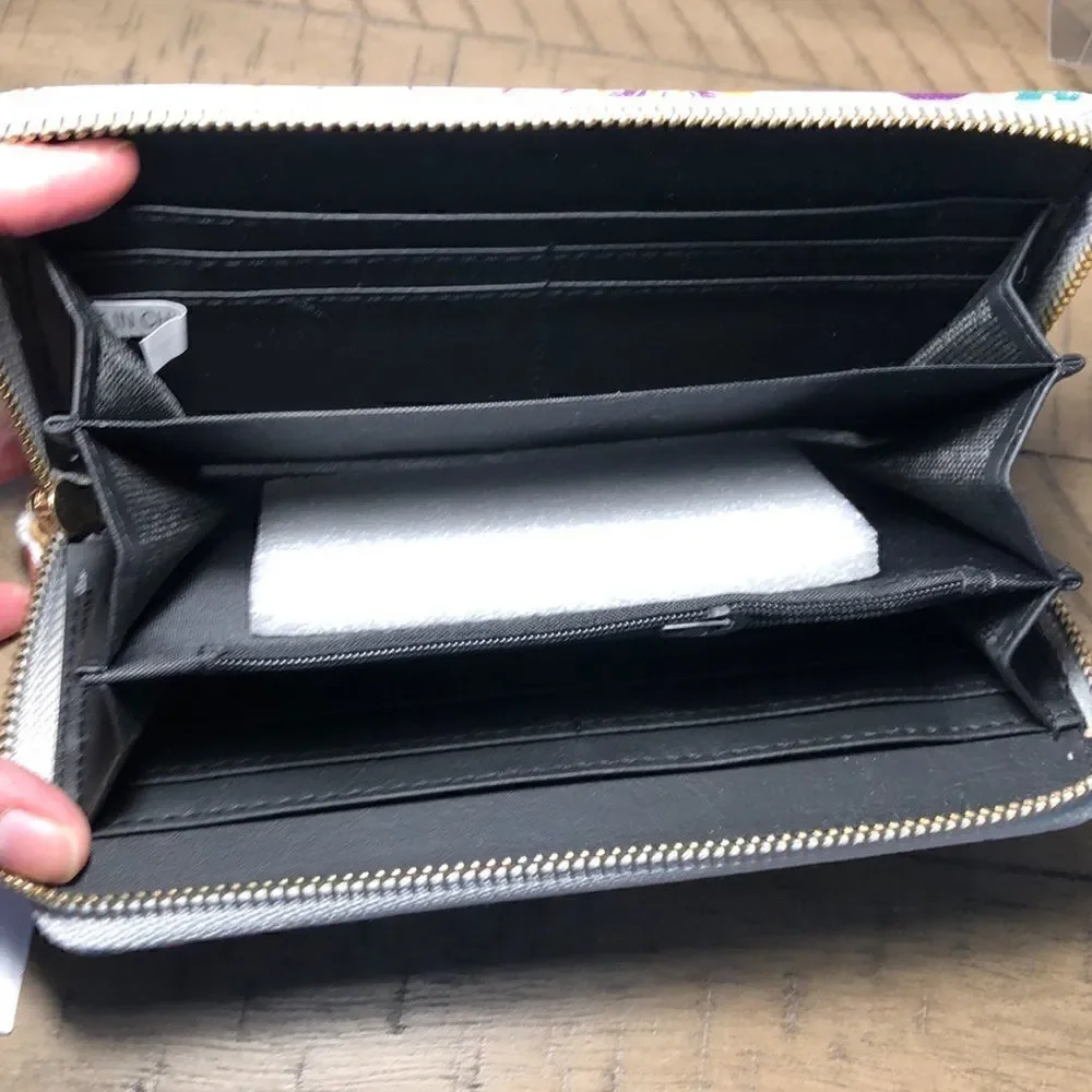 NWT Western Garden 🪴 Security Zip Vegan Wallet. Roomy!